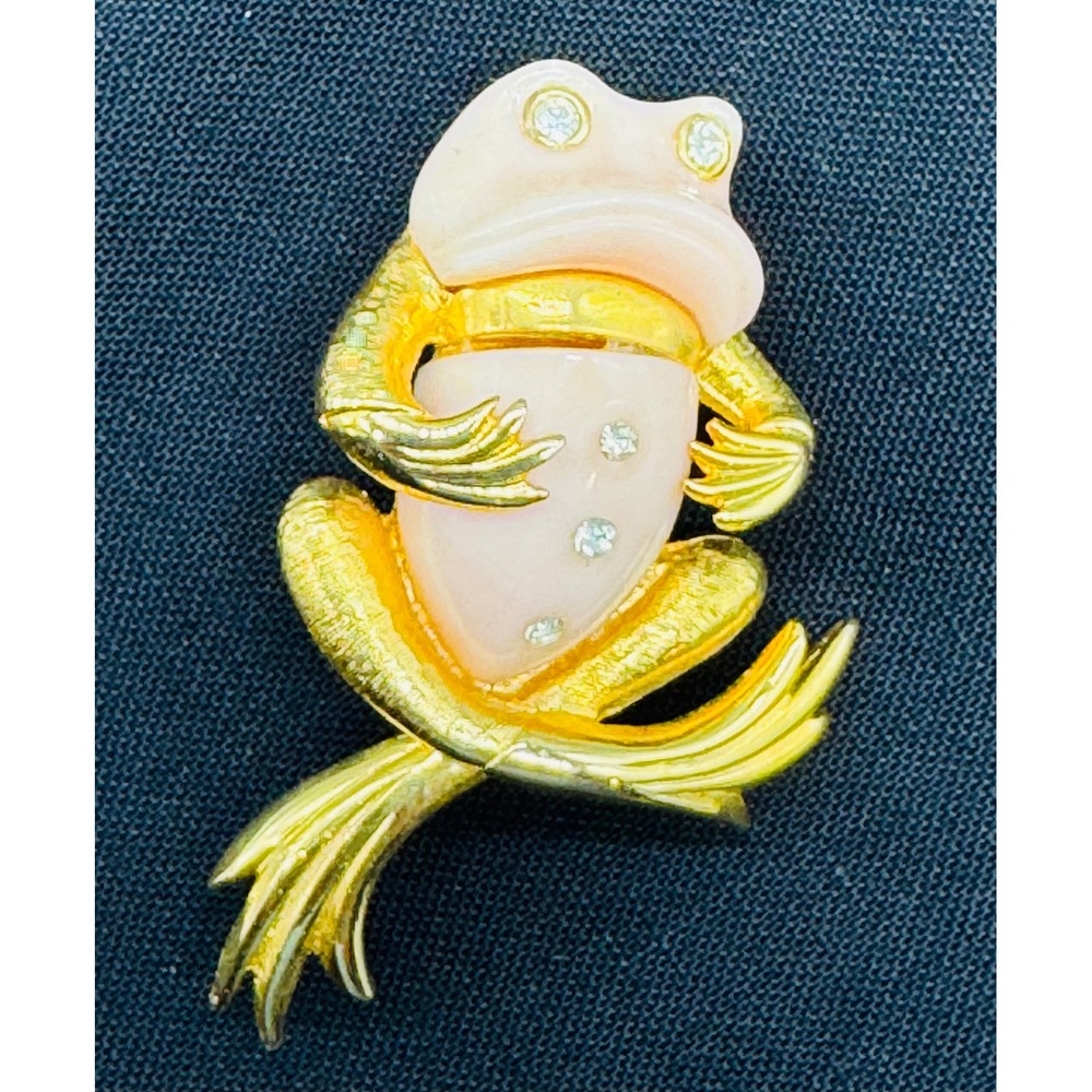 Vintage Pink Lucite Frog Brooch Gold Tone Clear Rhinestone Figural Pin